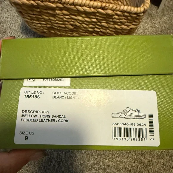 NWT Tory Burch size 9 cream leather thong sandal with silver hardware - Picture 6 of 14